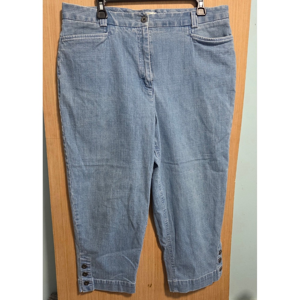 Talbots Petites Women 16P‎ Light Wash Denim Crop Capri Pants Button Hem Stretch